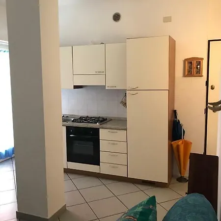 Apartment Cosy In With Garage *